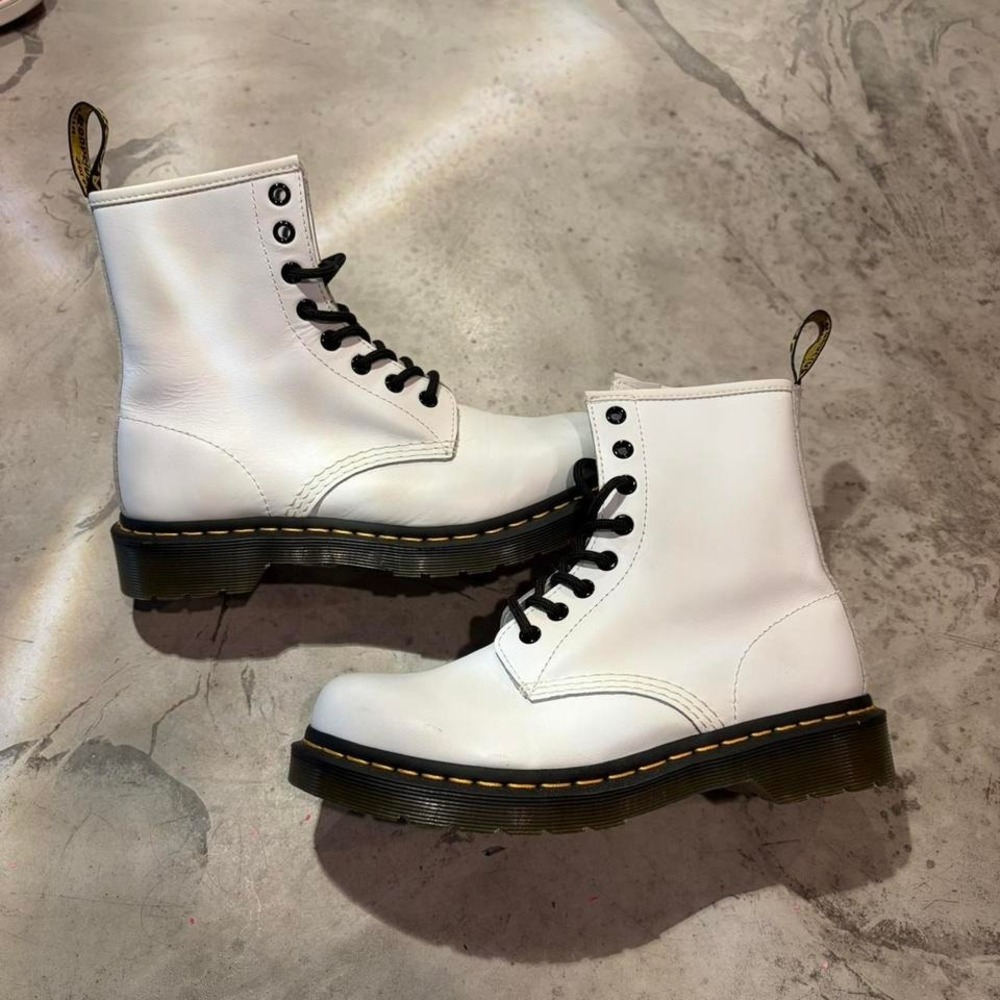 Dr marten‎ boots  Size 7 Brand new condition